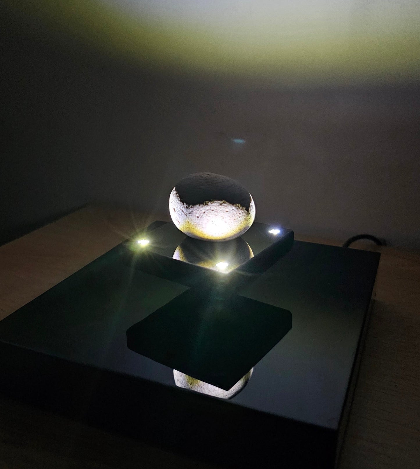 Levita Luxe